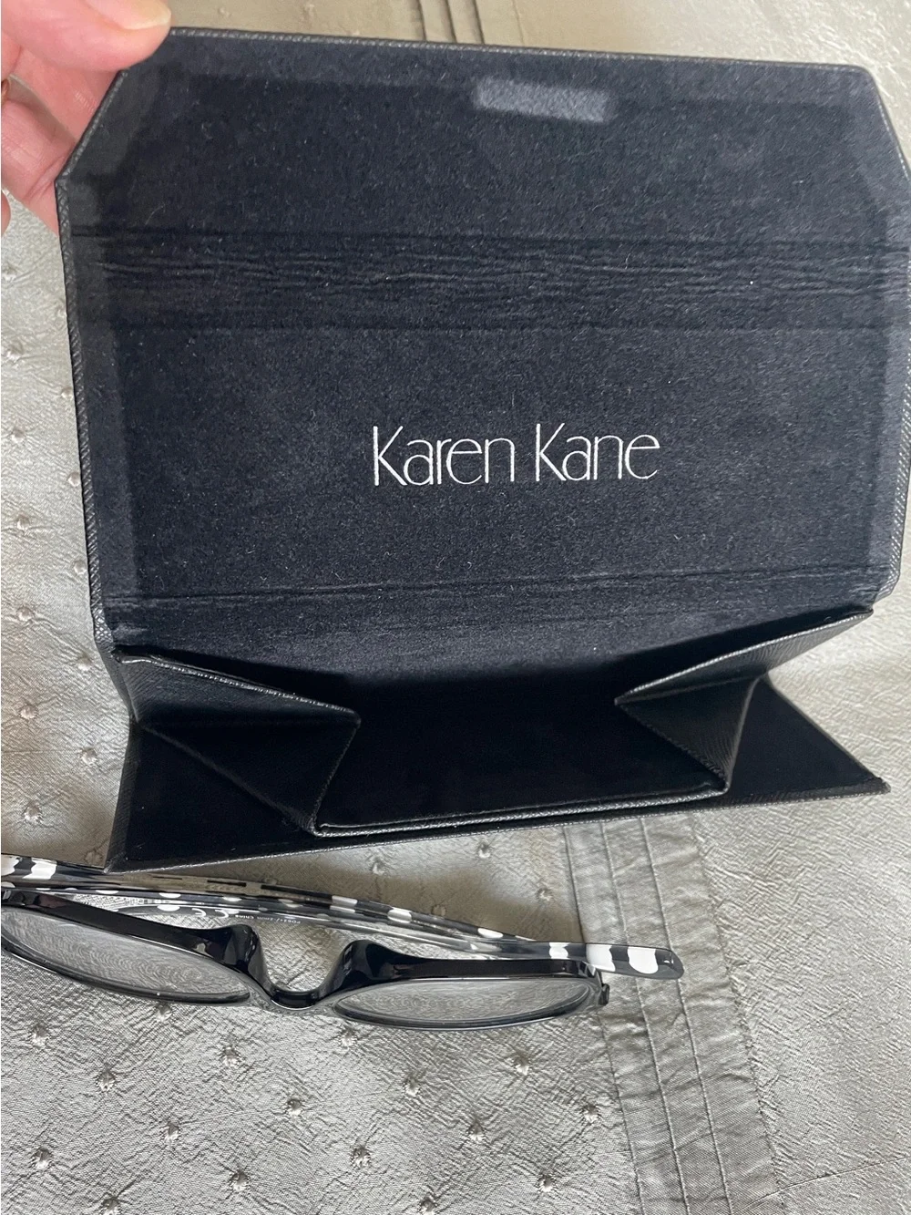 Karen Kane Triangular Foldable Black Glasses Case